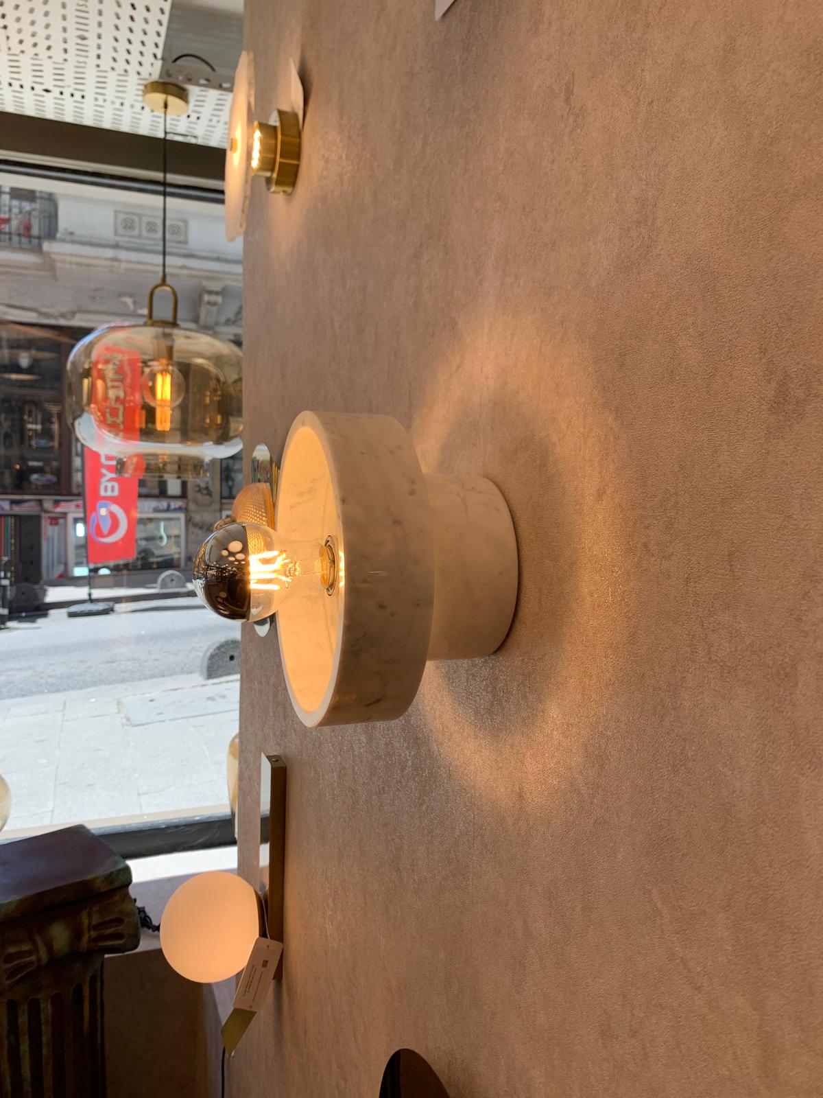 95 cm linear chandelier with spear